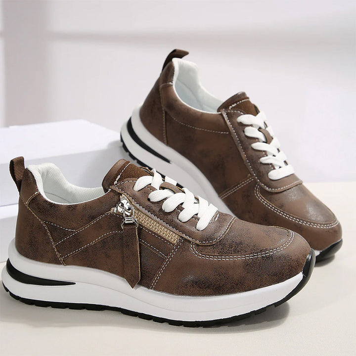 Aura Studio Sneakers