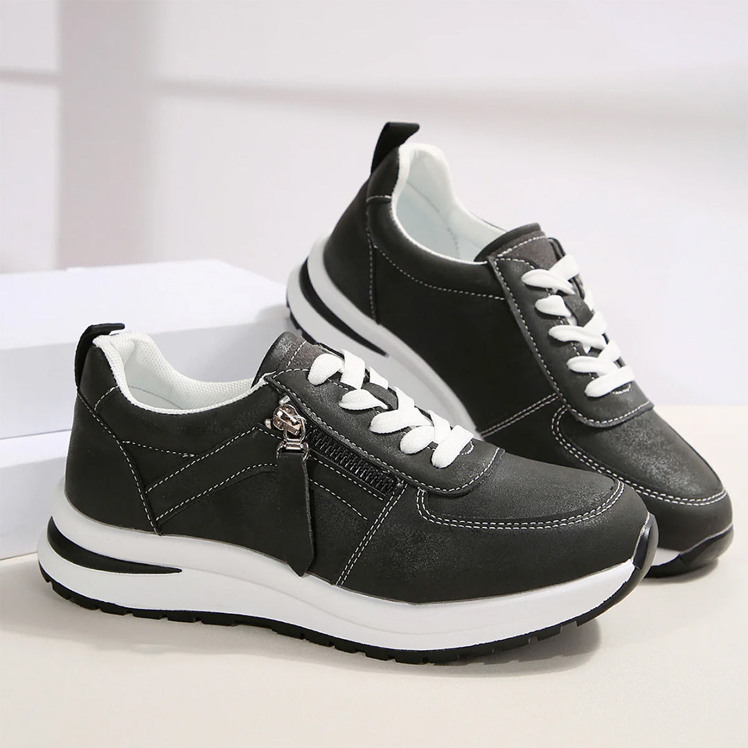 Aura Studio Sneakers