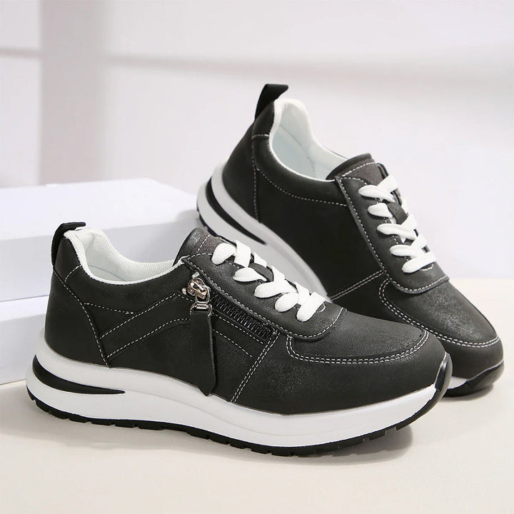 Aura Studio Sneakers