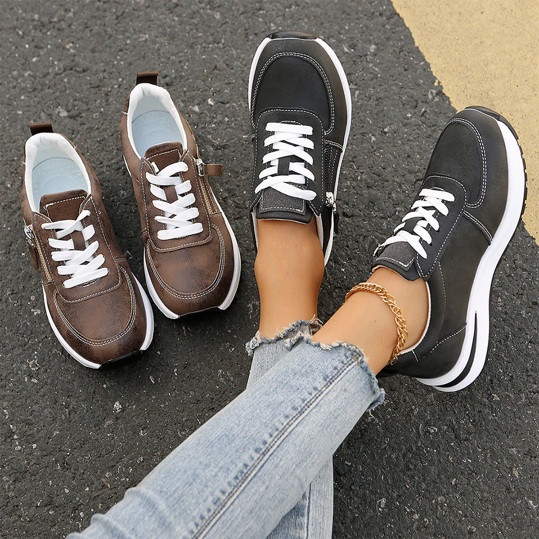 Aura Studio Sneakers