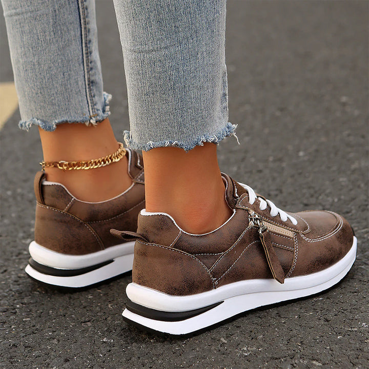 Aura Studio Sneakers