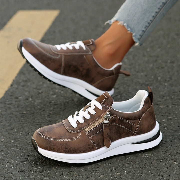Aura Studio Sneakers