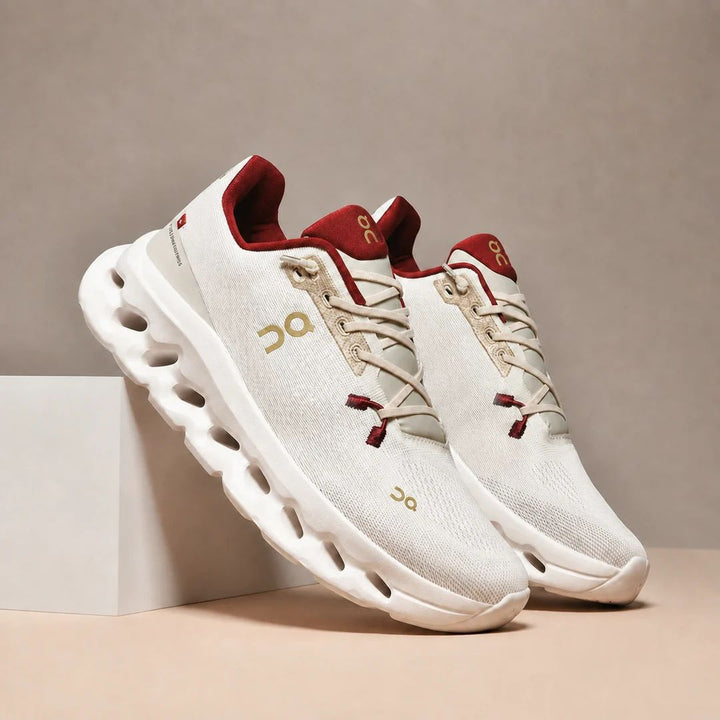 ON Cloudtilt Sneakers