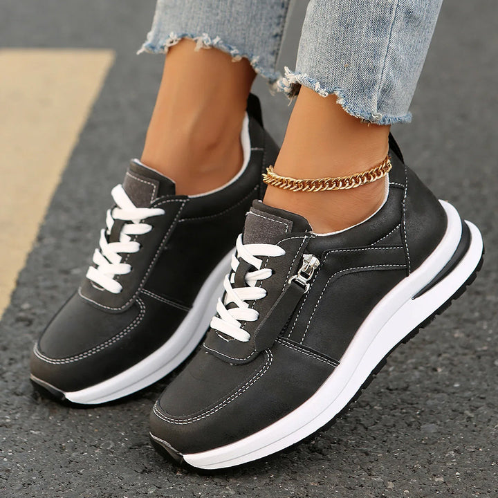 Aura Studio Sneakers