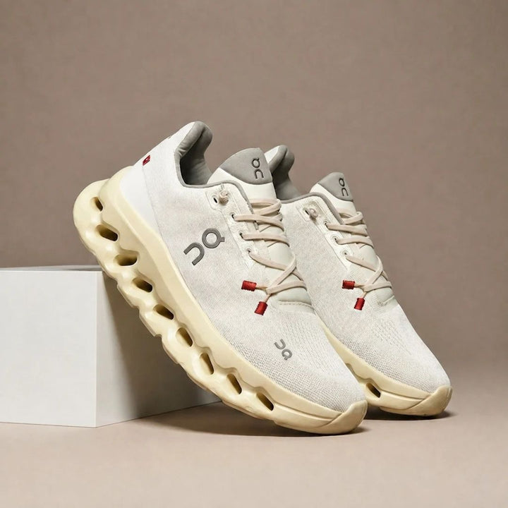 ON Cloudtilt Sneakers